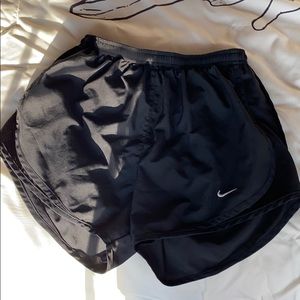 nike tempo running short